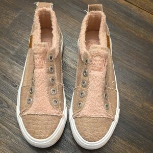 Blowfish Pink and Tan Slip-On Loafers